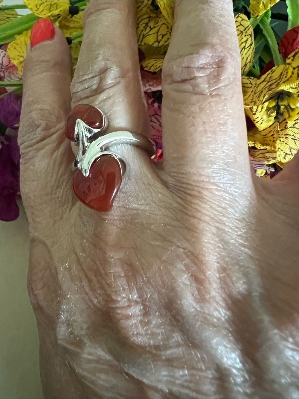 Carnelian Double Heart Sterling Silver Ring - Picture 4 of 8